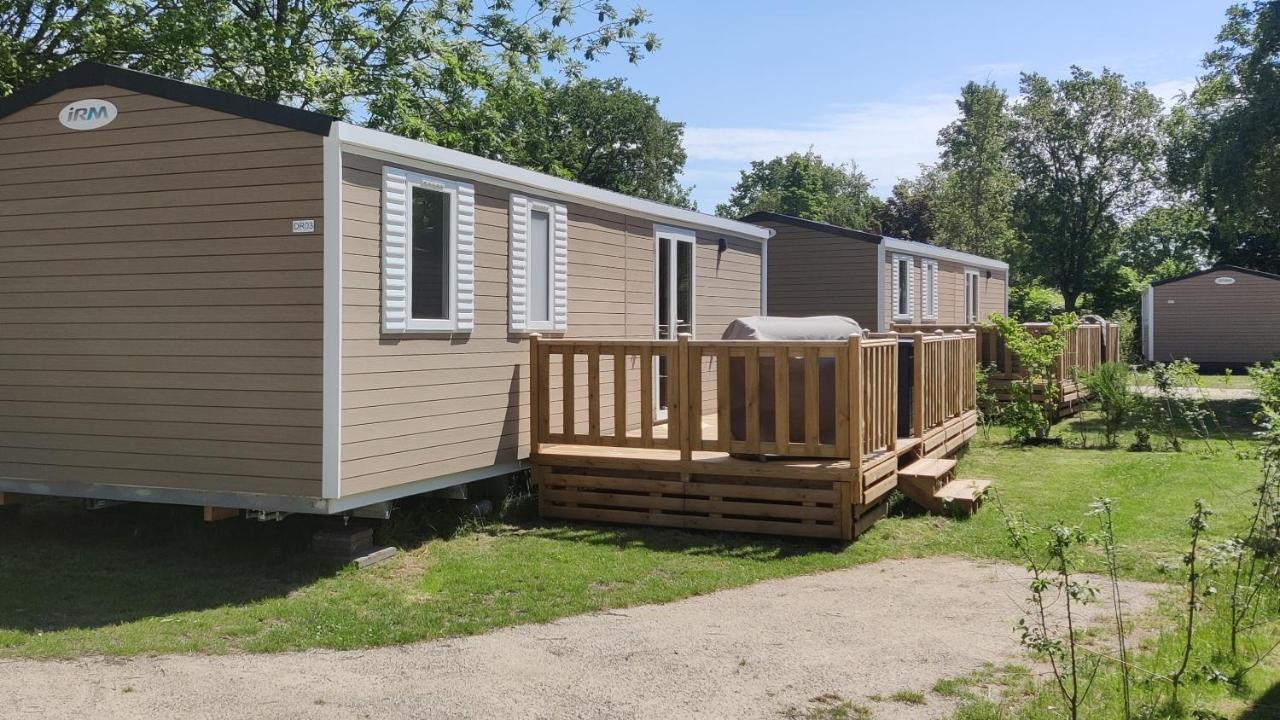 Bj Chalets - De Rug 3 - Vakantiepark Lauwersoog - Luxe Chalet Met Vaatwasser En Inloopkast! Vroege Incheck! Met Airco! Ngoại thất bức ảnh